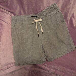 Express Men’s Light Gray Linen Blend Drawstring 6-inch Shorts